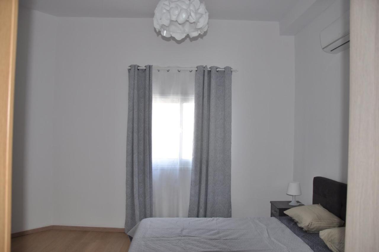 Lux Galatex Apartment Лимасол Екстериор снимка