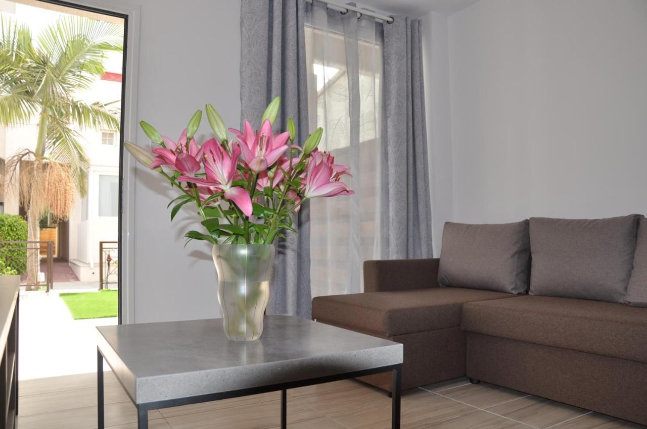 Lux Galatex Apartment Лимасол Екстериор снимка