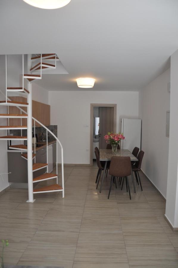Lux Galatex Apartment Лимасол Екстериор снимка
