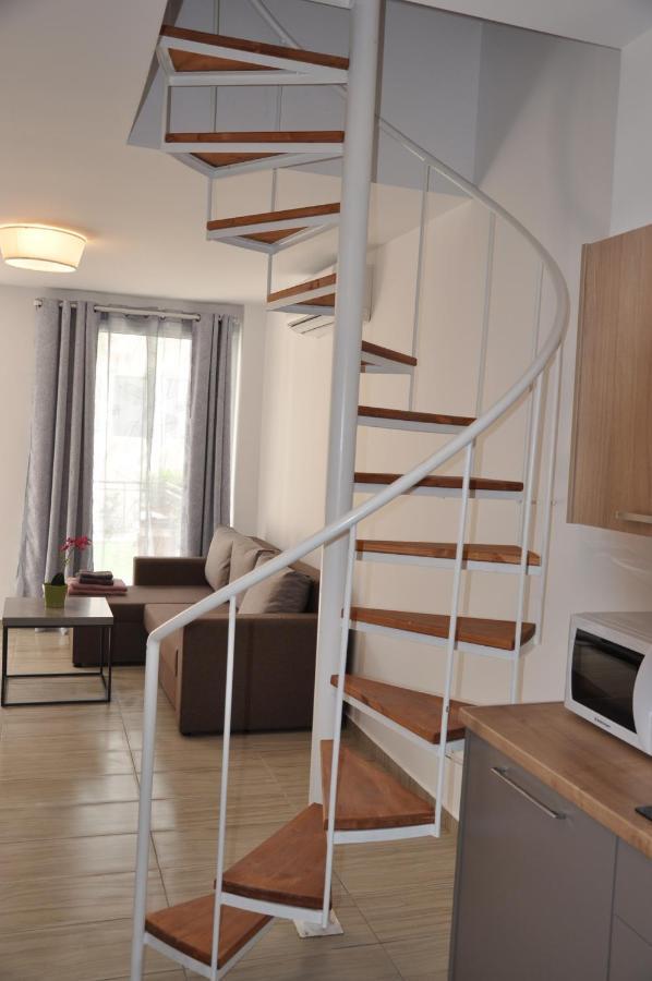 Lux Galatex Apartment Лимасол Екстериор снимка